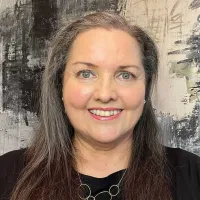 Leanne Currie Headshot