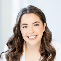 Rachel Ollivier headshot